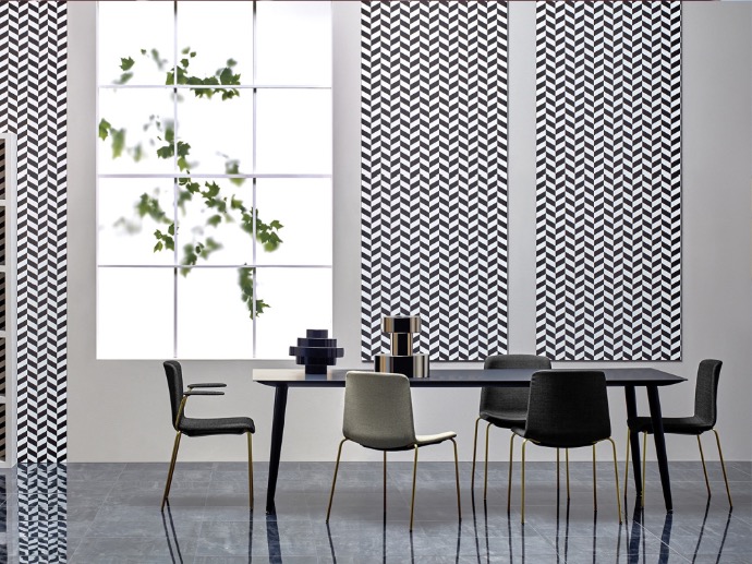 Masa de conferinta BABILA