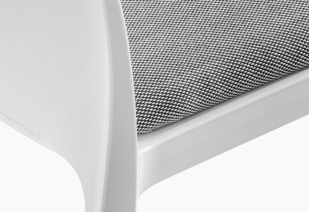 Scaun de Plastic Blitz 640.3 - 5.jpg