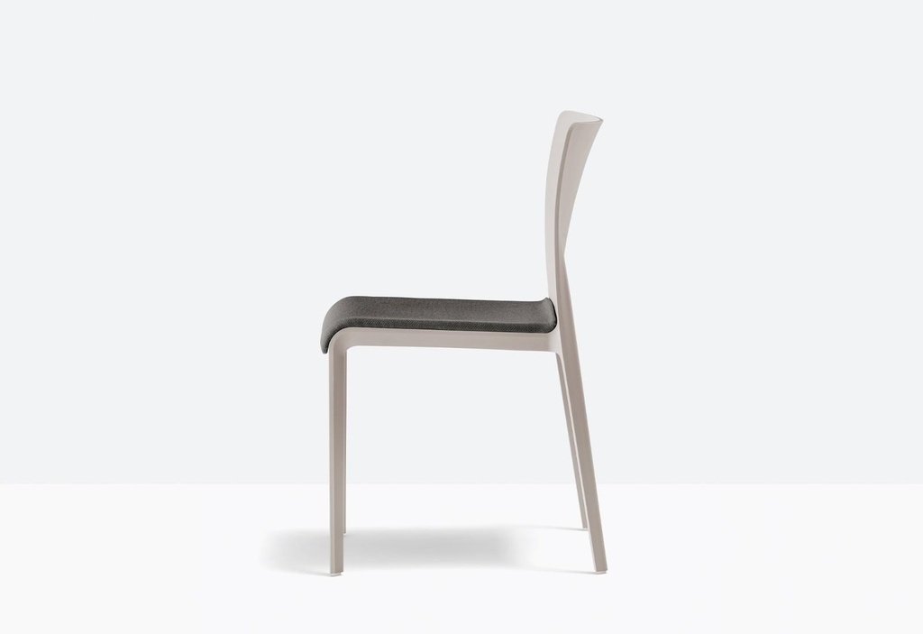 Scaun de Plastic VOLT 673_2 - 2.jpg