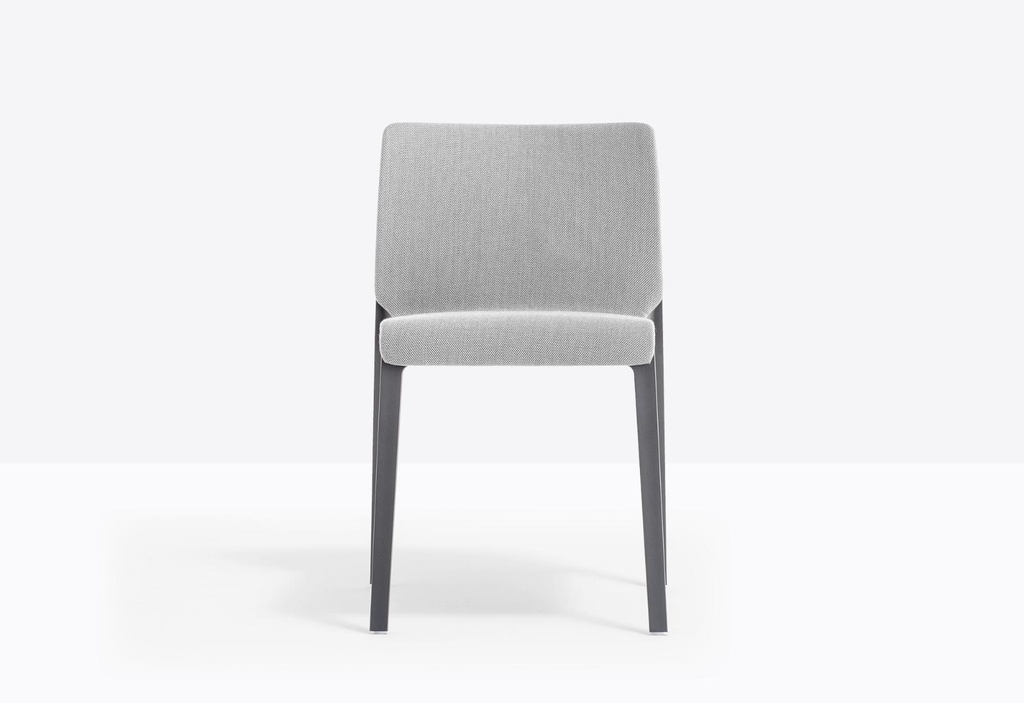 Scaun de Plastic VOLT 671 - 3.jpg